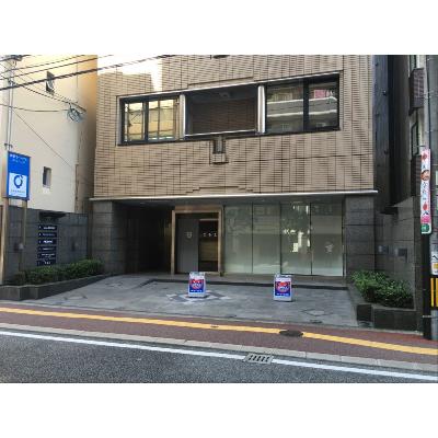 屋内型トランクルーム レンタルボックス赤坂ハローワーク西店