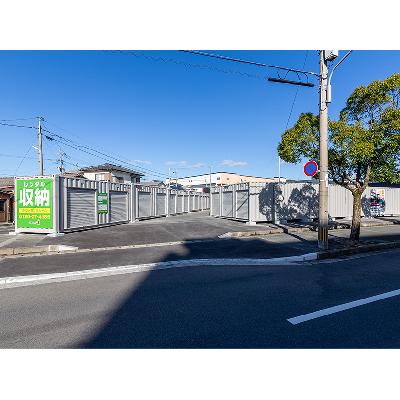 屋外型トランクルーム ストレージ王　中間トランクルーム