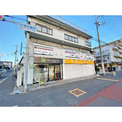 西宮市甲子園町の屋内型トランクルーム
