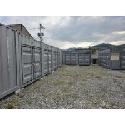 屋外型トランクルーム プラスワンコンテナ長崎市東町店