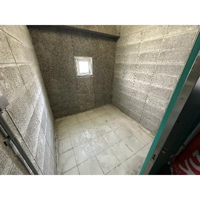 尼崎市杭瀬トランクルーム(屋内型トランクルーム)の物件画像3