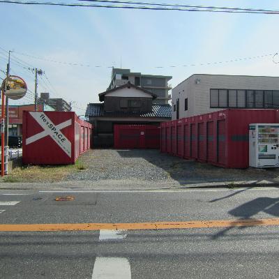 屋外型トランクルーム ピュアストレージ前原高田店