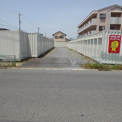 四日市市金場町の屋外型トランクルーム