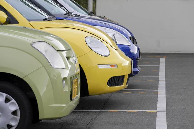トランクルームに保管するときに車を使うかどうか?